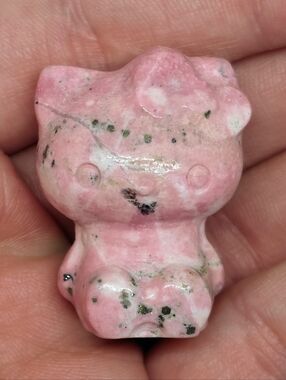 Peruvian Rhodonite Hello Kitty Crystal Carving Pink Kawaii Mini Figurine 1.38
